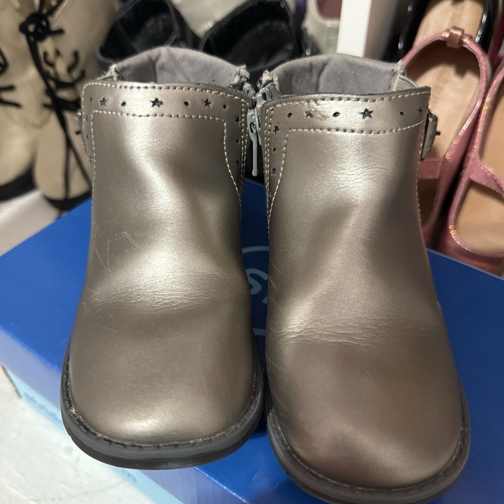 Stride Rite Kids' Silver Star Boots